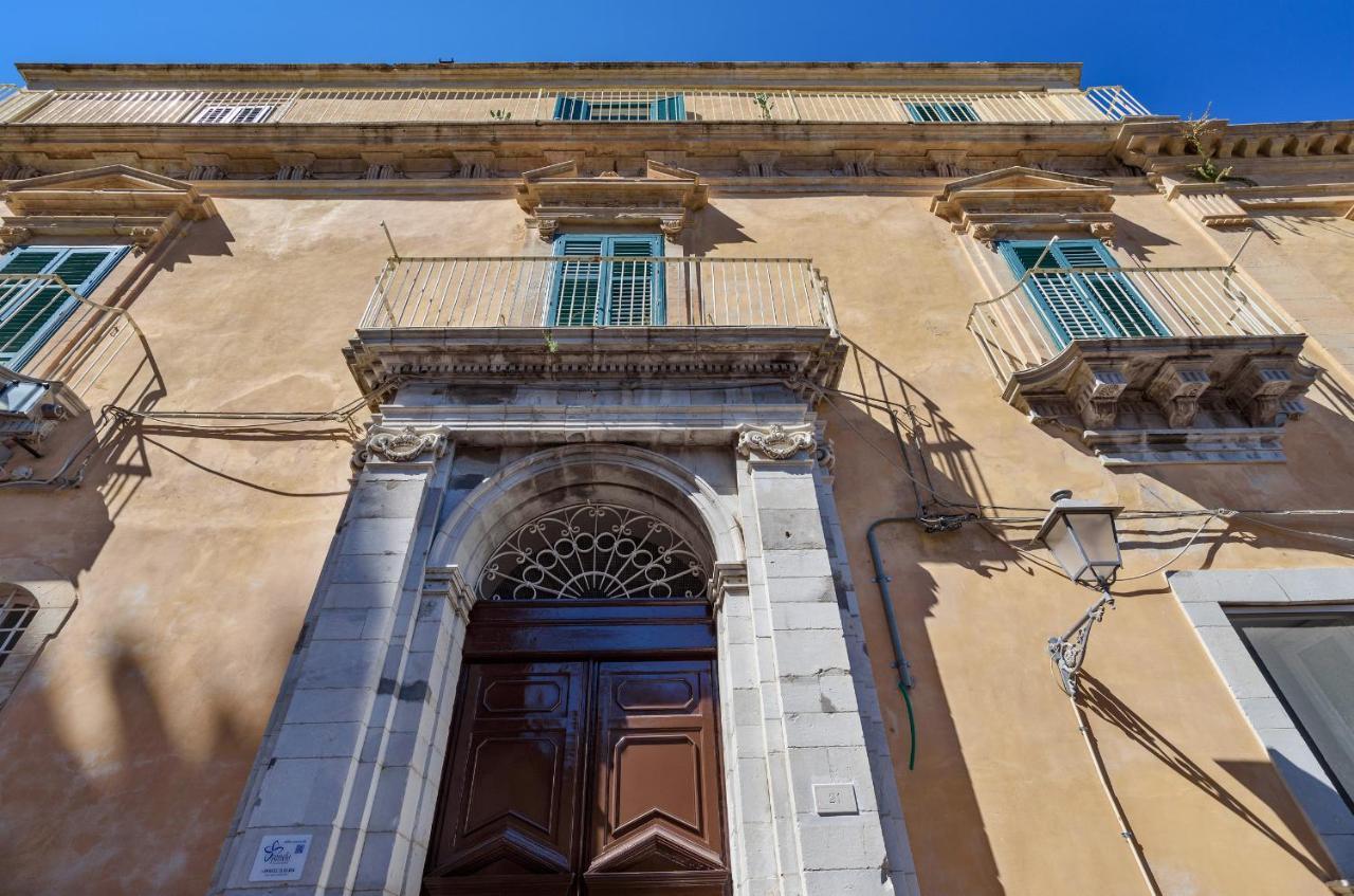 Appartamenti Vista Duomo - Ibla - Pomelia Ragusa Exterior foto